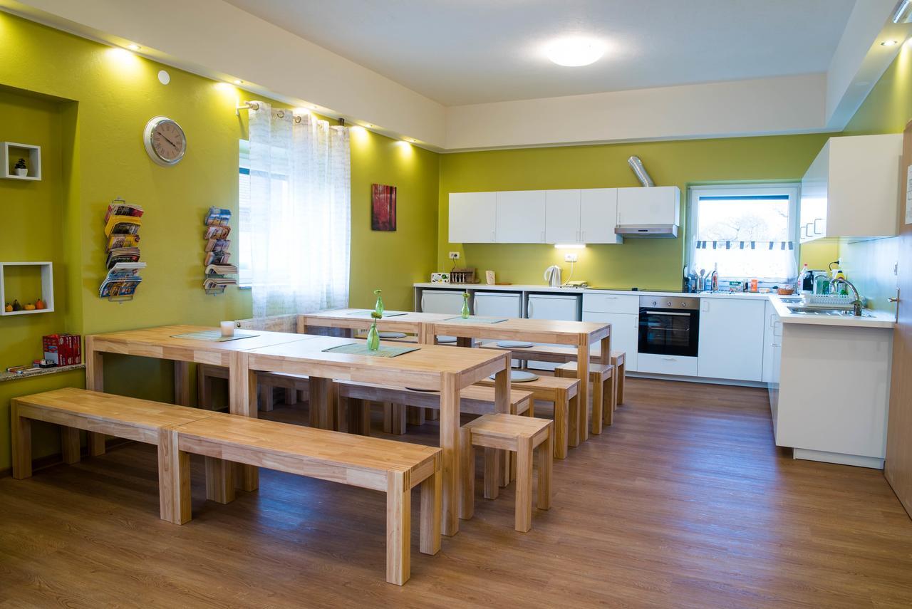 Dob Hostel Hisa Na Travniku المظهر الخارجي الصورة