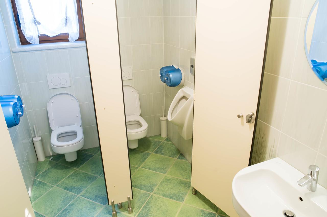 Dob Hostel Hisa Na Travniku المظهر الخارجي الصورة